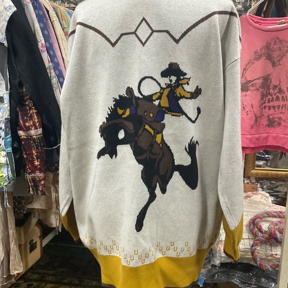 Cruel girl sweater - Picture 2 of 4